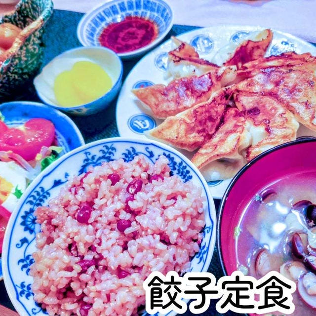 餃子定食　器リレーはリモージュ天使