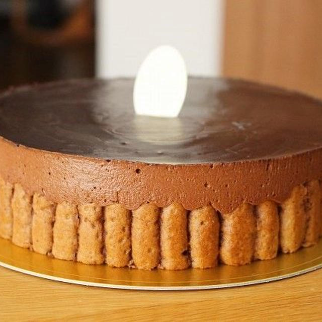 口溶けのいいチョコレートケーキ