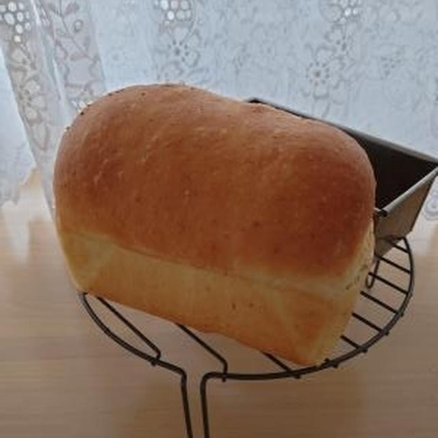 ピーナッツ豆乳ミニ食パン💛