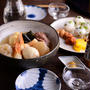 「冷たいおでんと茶豆おにぎり」