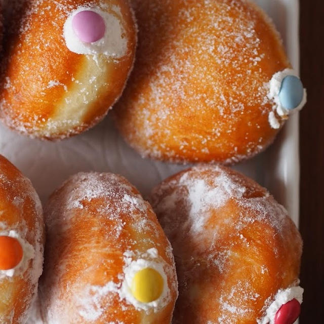 Homemade stuffed doughnuts お家で作るエンゼルクリームは最高！