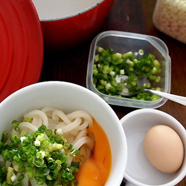 鳥骨鶏の玉子と・・ぐるぐるぅ釜揚げ♪
