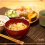 白×黒　蓮根とひじきの胡麻炒め。和カフェ晩御飯♪