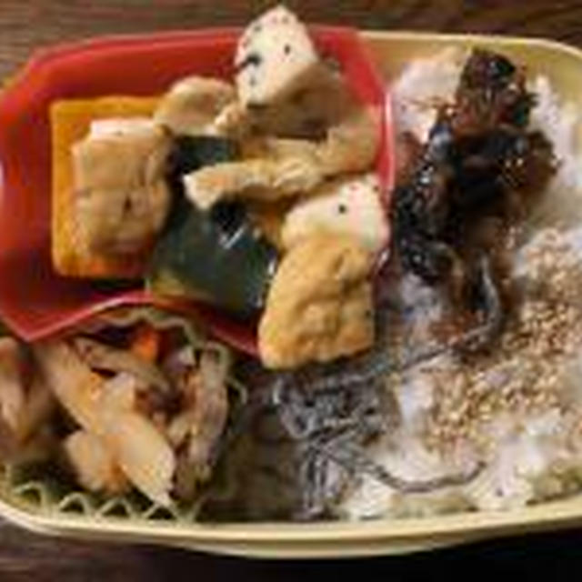 煮物中心のお弁当