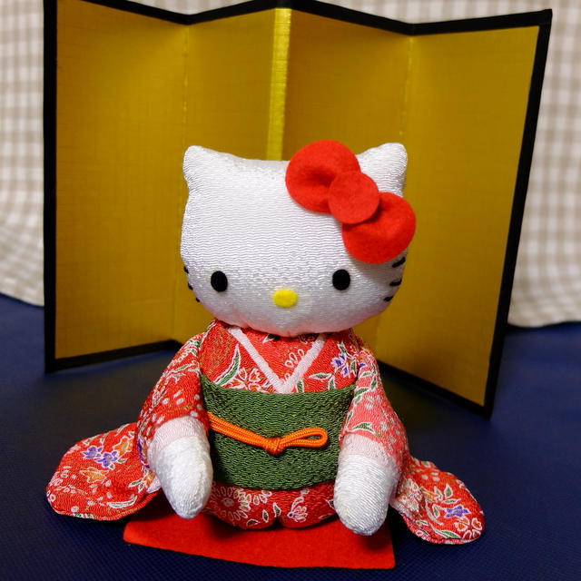 キティちゃんのお正月飾りとお弁当袋