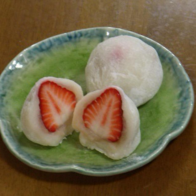 イチゴ大福作ったよ　＆　「　京都　・　まるん　」のお菓子
