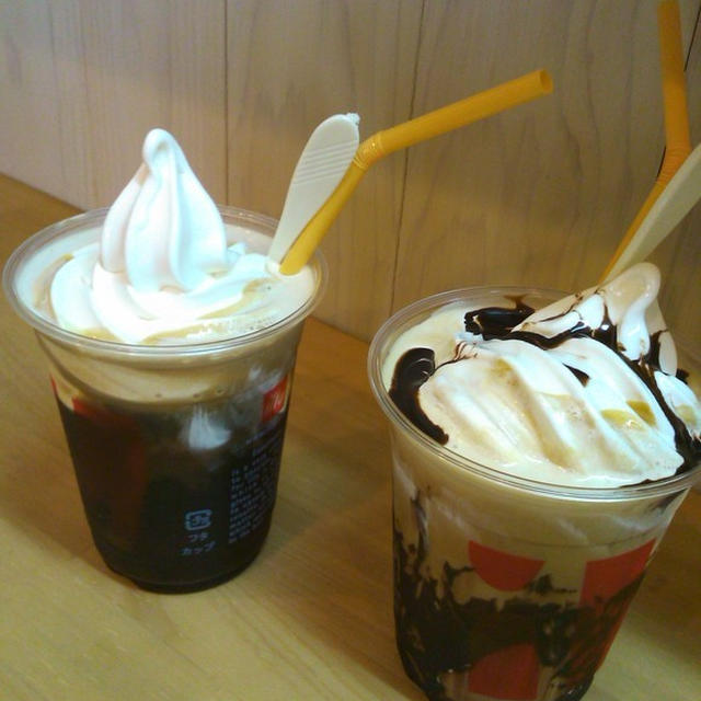 お茶と、アスパラ