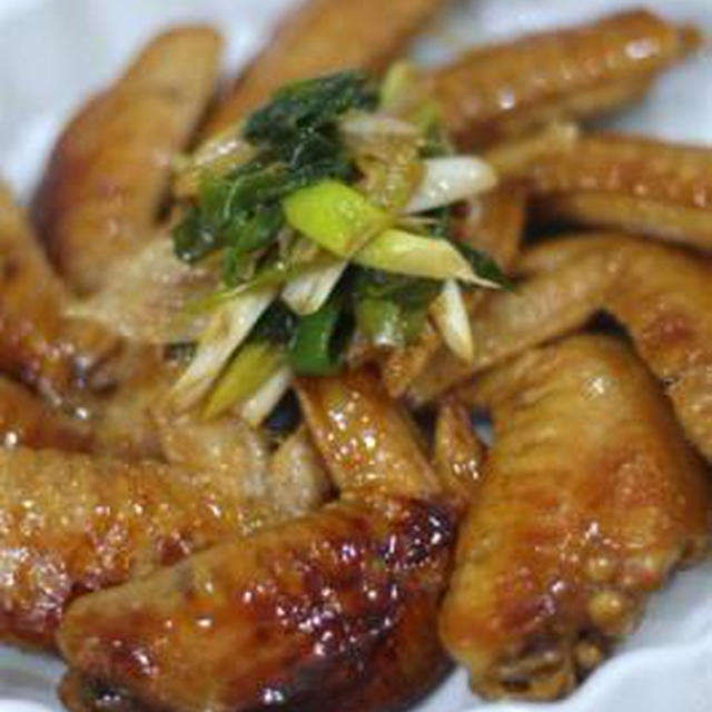 鶏手羽先と長ねぎの酢醤油煮込み