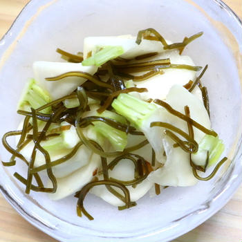 簡単！かぶと塩昆布の和え物レシピ