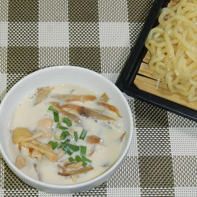 鶏肉とごぼうの豆乳つけ麺