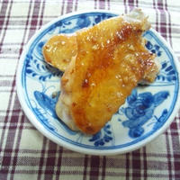 手羽先のガーリック醤油焼き
