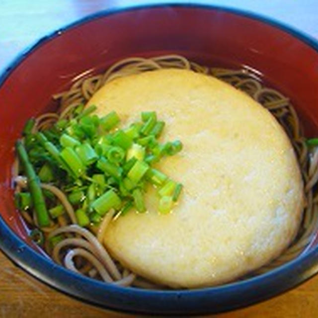 ８月１７日の夕飯　***　昼食べられなかった蕎麦　と　肉味噌ごぼう飯　***