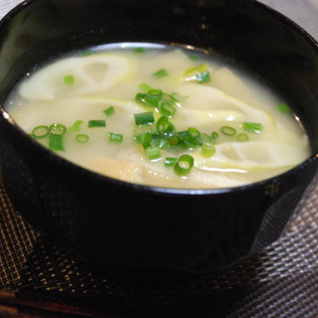 ３６５日野菜レシピNo.１２３「古参竹と油揚げの味噌汁」