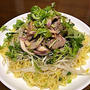 ラム入りサラダ風和え麺
