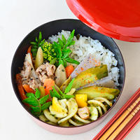 ４月２７日　火曜日　うどと豚の梅肉炒め