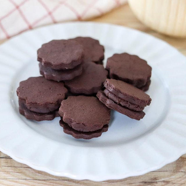 生チョコサンドココア米粉クッキー♪卵なしバターなしチョコなし！バレンタインレシピ