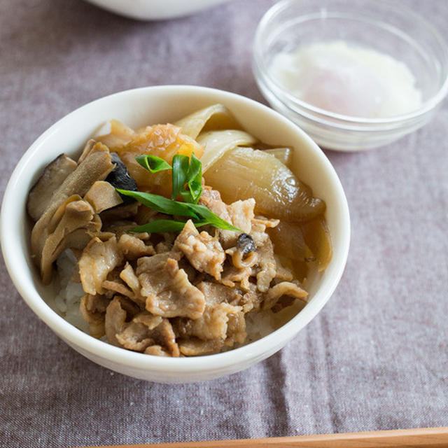 我が家の定番♡豚すき煮【簡単レシピ、フライパン１つ、和食、丼】