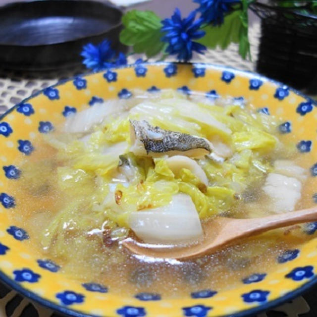 白菜と鱈のスープ☆大根のクリーミーグラタン！