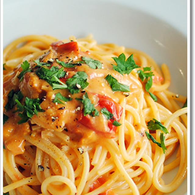 生ウニとトマトのアーリオオーリオのスパゲッティ