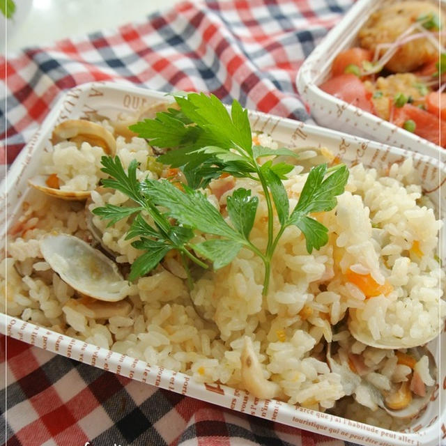 【あさりの炊飯器ピラフ】一瞬で砂抜き出来る裏技♡