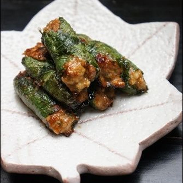 【簡単レシピ】鶏むね肉の粗挽きミンチ　大葉巻き。