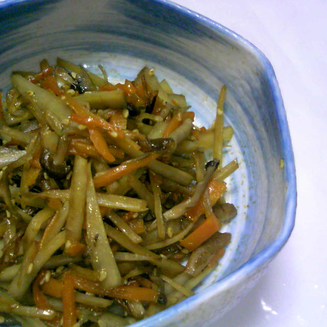 食がすすむぞ、きんぴらごぼう