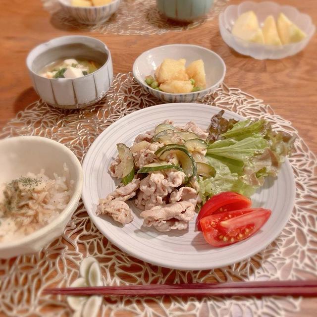 豚肉のビタミンを吸収しやすくする食材　晩ごはん