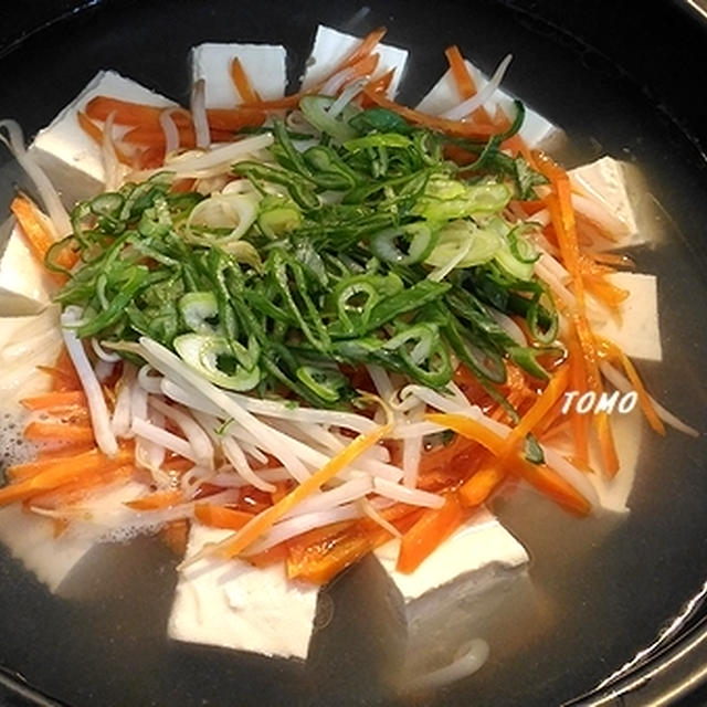 創味シャンタンDXで♪野菜もたくさん食べられる！野菜いっぱい湯豆腐