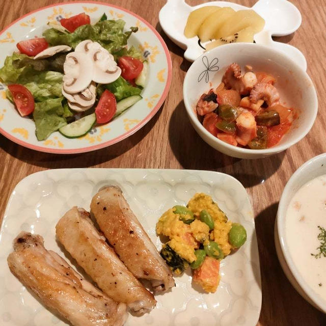 手羽中焼きとラタトゥイユ。