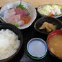 新崎にある「お食事処たかはし」のお刺身定食とタレかつ丼がが美味しかった♡
