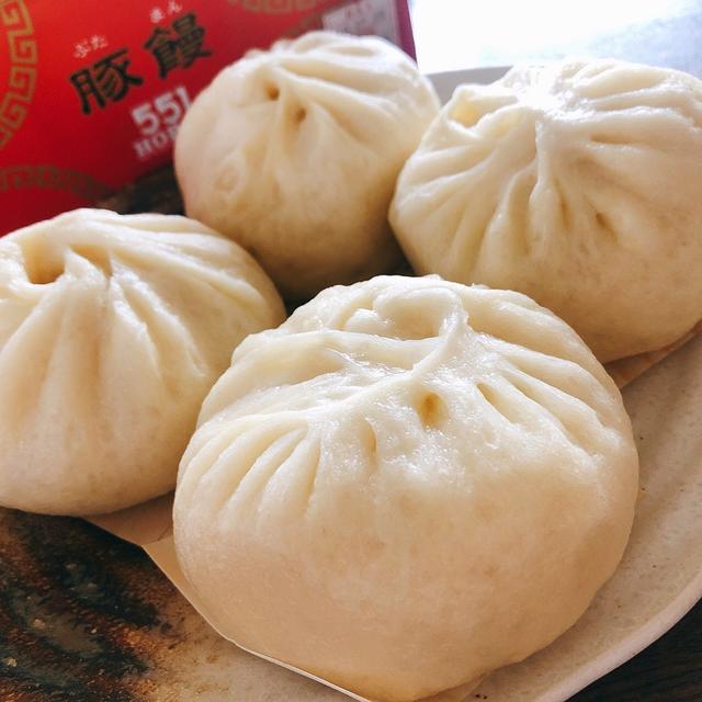 大阪から〜551豚まん買って帰京ー♪赤福も♪