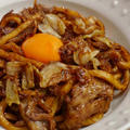 お安く手に入れたプチッと中華回鍋肉で、ホイコーローうどん(焼きうどん)……だってさ.｡oஇ。
