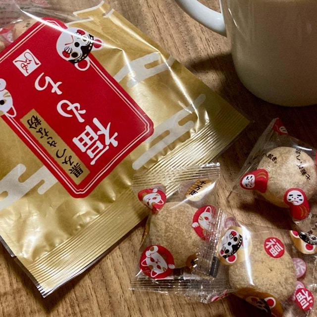 KALDIのお菓子も食べないと♪