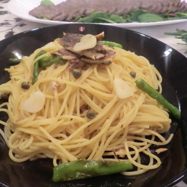 イワシとしし唐のパスタと失敗したローストビーフの末路。