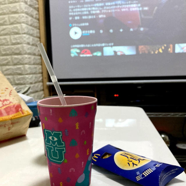 今年もマクドナルドの月見パイ