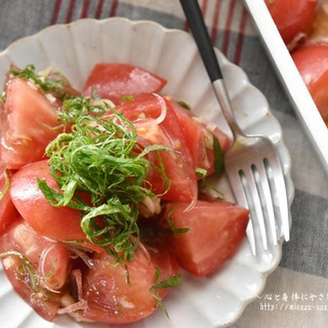 【レシピ・副菜】ハズレトマトが美味しくなる副菜おかず・トマトと薬味のさっぱり！だしサラダ