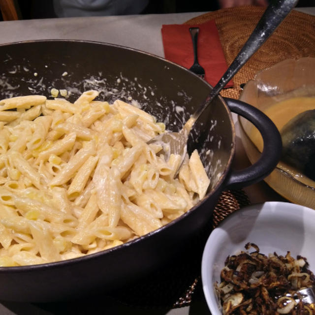 スイスの郷土料理アルペンマカロニ
