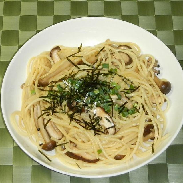 きのこのバター醤油パスタ