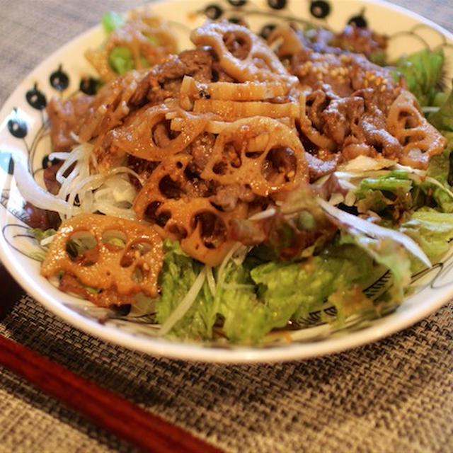 美容にも良いよ！牛肉とレンコンの焼き肉サラダ