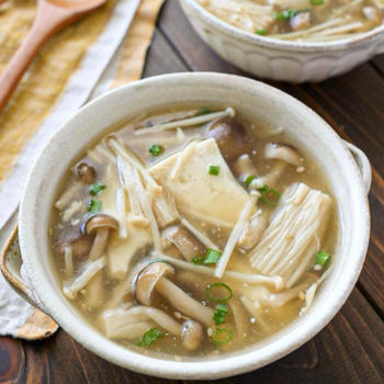 【とろっとコク旨♡きのこと豆腐の中華スープ】ご飯に合う！