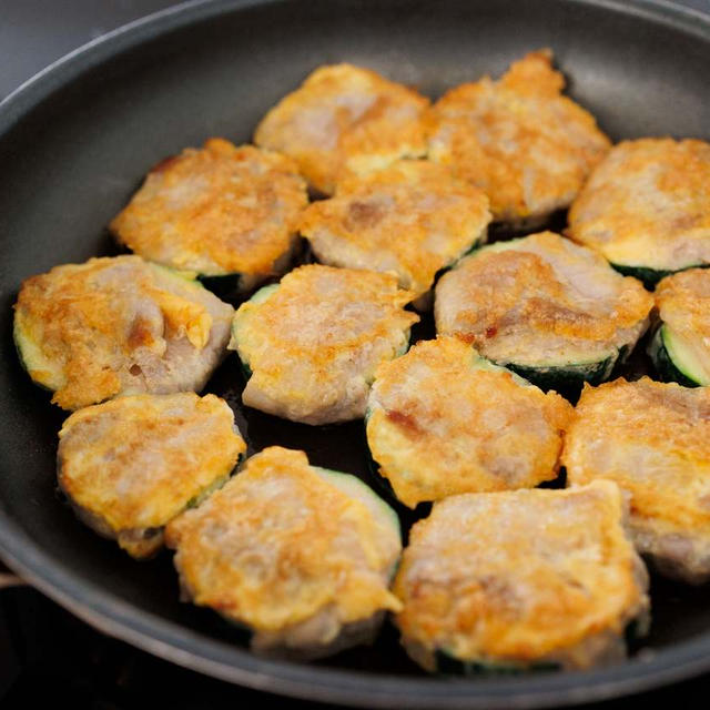 ズッキーニといえば！肉巻きピカタとトマトカレースープなど