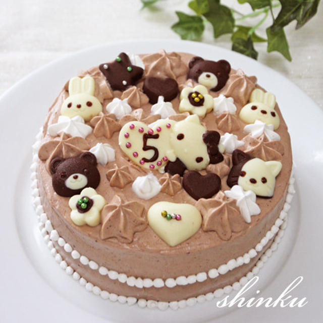 ちぃ5歳誕生日＊生チョコデコレーションケーキ
