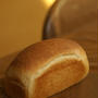 ローフ型の食パン。