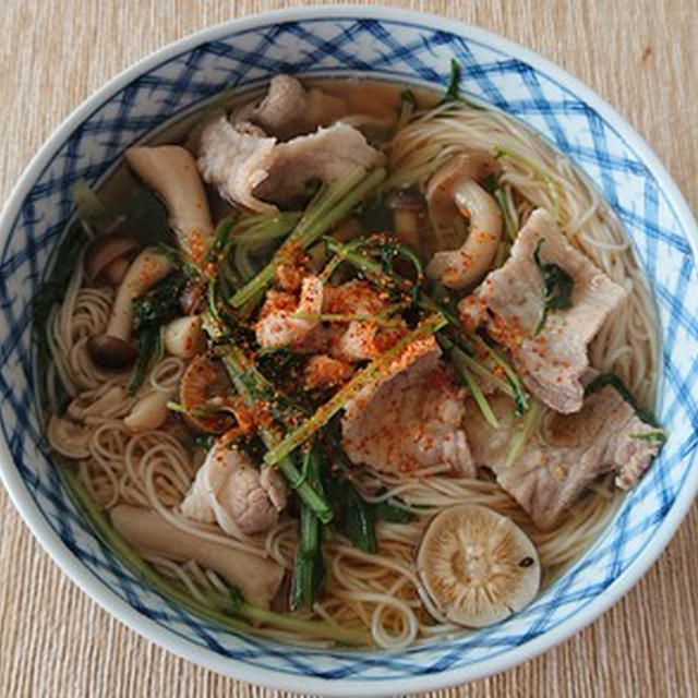 豚肉とブナシメジと水菜のにゅうめん