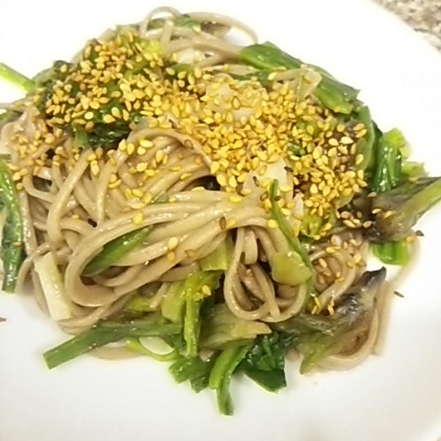 ほうれん草のエスニックお蕎麦