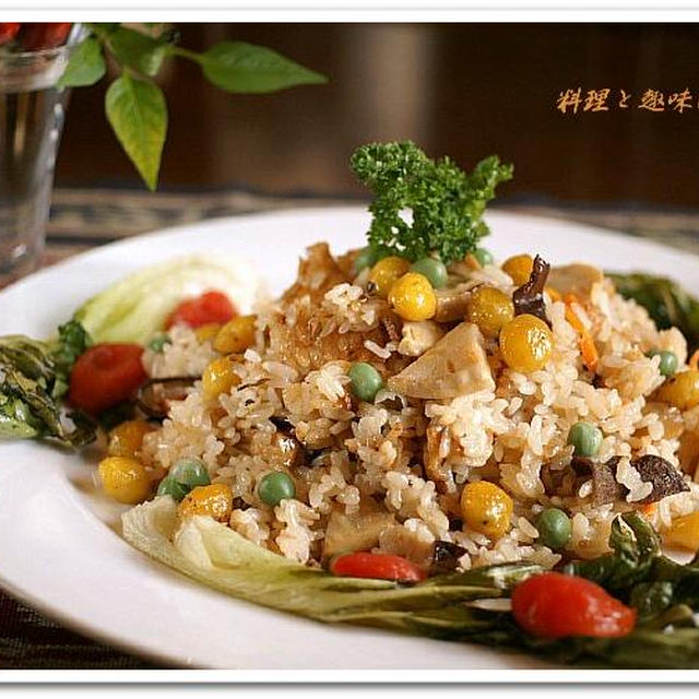 《絶品シリーズP-1》中華風タコと根菜の炊き込みおこわ／スープのご紹介です。