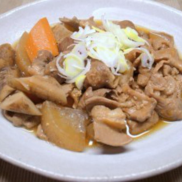 真夜中に作る、これぞ「もつ煮」スペシャル