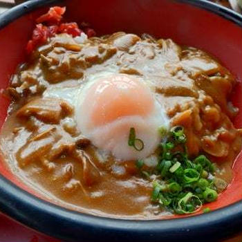 大分・明礬温泉の｢岡本屋売店｣で朝ご飯を食べる。