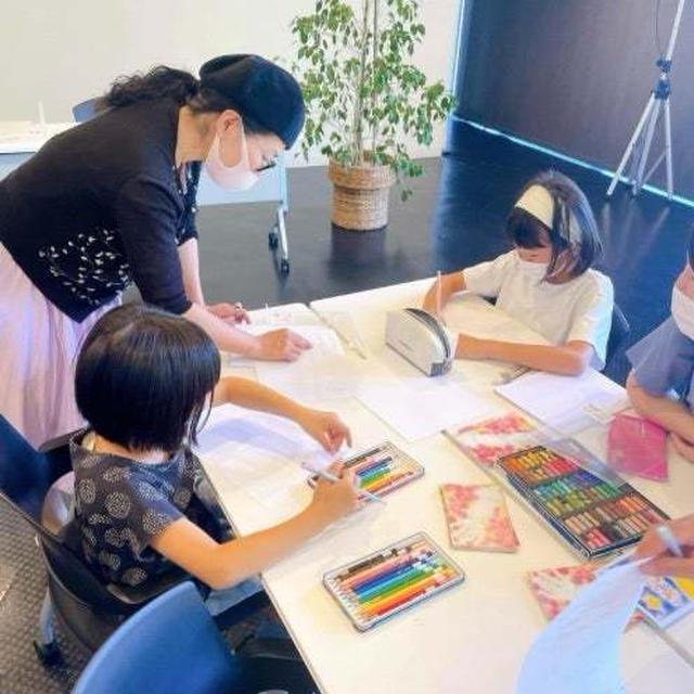 【世界にひとつの絵本講座】子どもも大人も夢中になる。パステルと色鉛筆を使った絵本