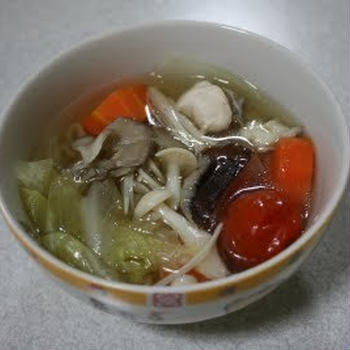 きのこたっぷり野菜スープ